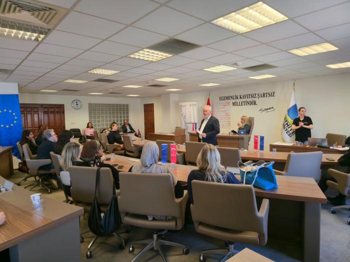 ALF Türkiye Ağı, Fethiye'de Bilgilendirme Oturumu Düzenledi